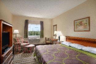 Hotel Super 8 By Wyndham 2*